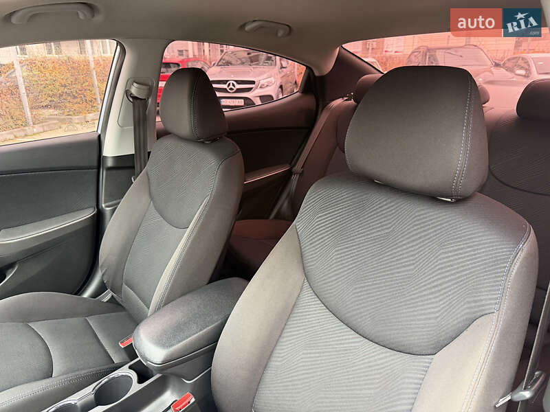 Седан Hyundai Elantra 2013 в Одессе фото 20 Седан Hyundai Elantra 2013 в Одессе