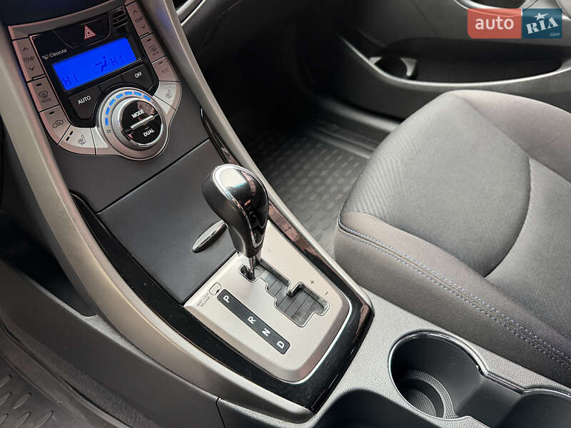 Седан Hyundai Elantra 2013 в Одессе фото 33 Седан Hyundai Elantra 2013 в Одессе