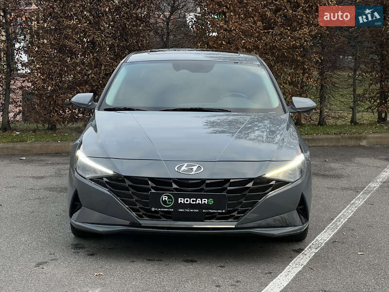 Седан Hyundai Elantra 2022 в Киеве
