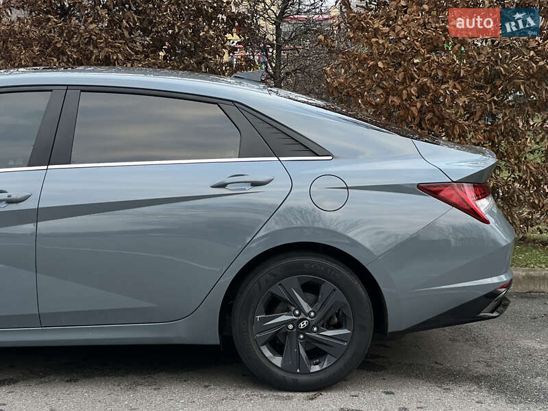 Седан Hyundai Elantra 2022 в Киеве