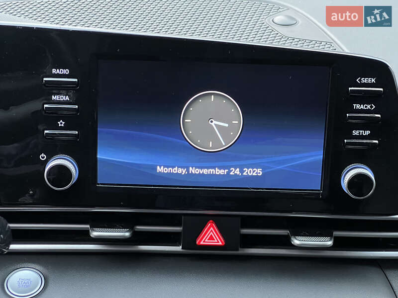 Седан Hyundai Elantra 2022 в Киеве