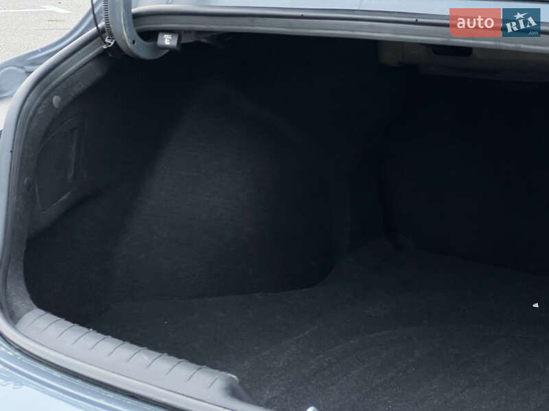 Седан Hyundai Elantra 2022 в Киеве