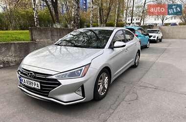 Седан Hyundai Elantra 2019 в Запорожье
