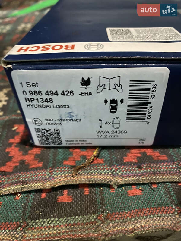 Седан Hyundai Elantra 2004 в Києві