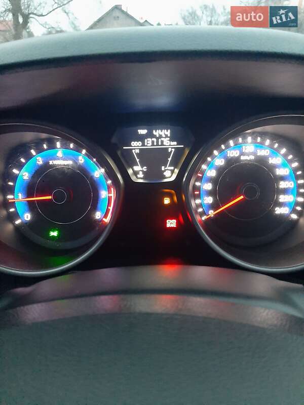 Седан Hyundai Elantra 2012 в Хмельницькому