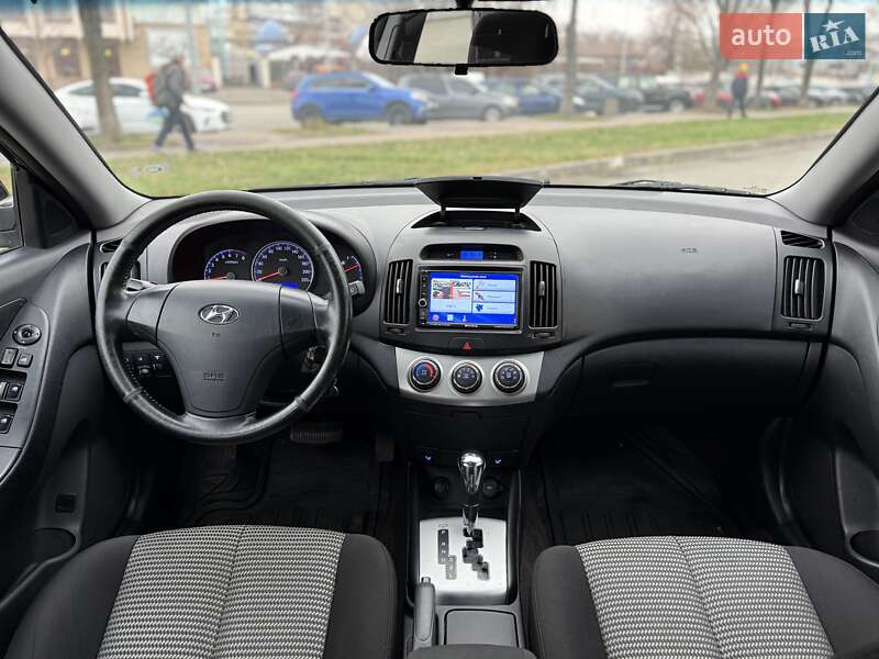 Седан Hyundai Elantra 2010 в Киеве фото 9 Седан Hyundai Elantra 2010 в Киеве