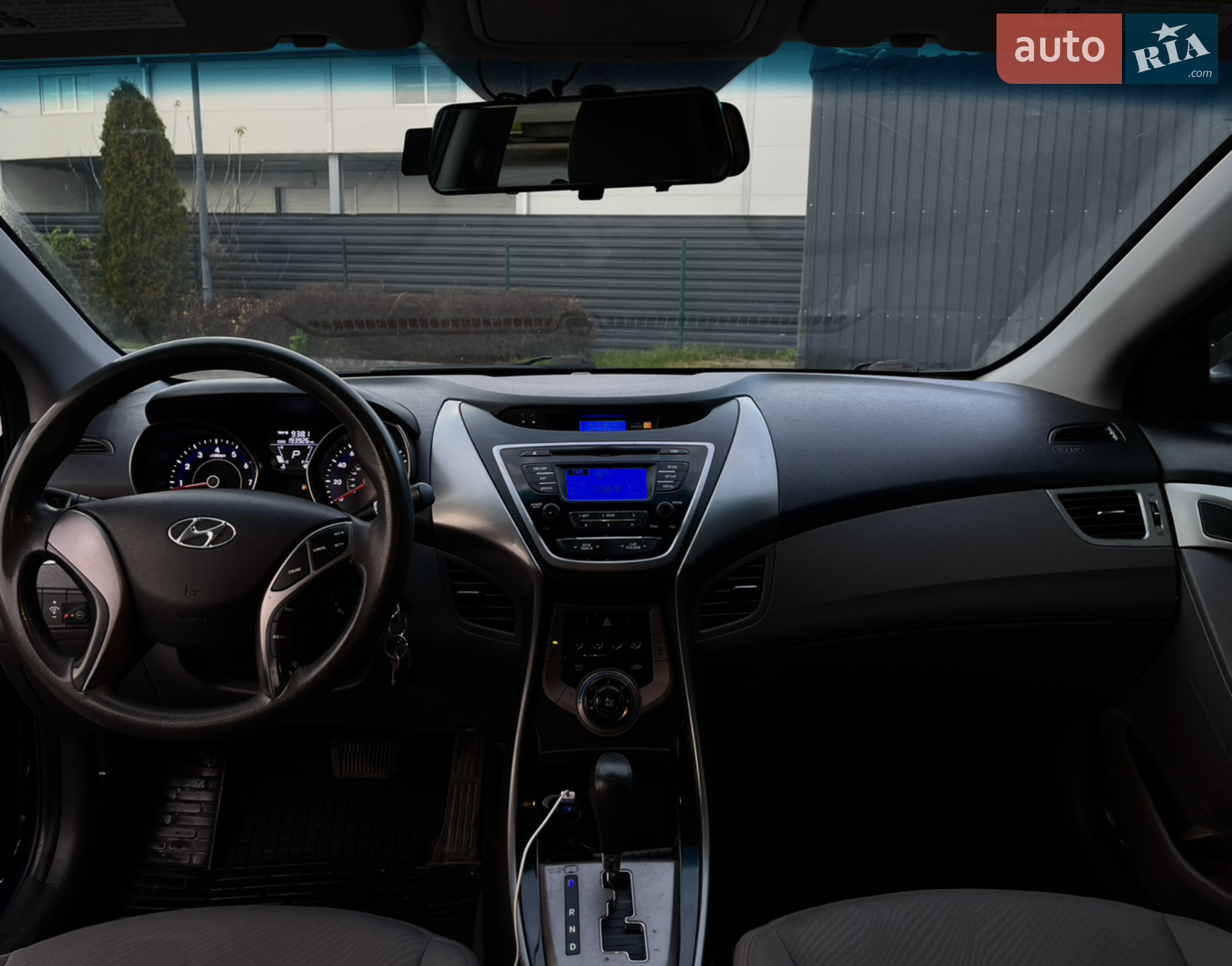 2013 Hyundai Elantra - мініатюра 9