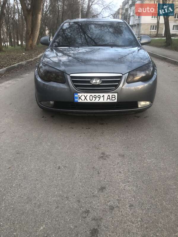 Седан Hyundai Elantra 2008 в Харькове