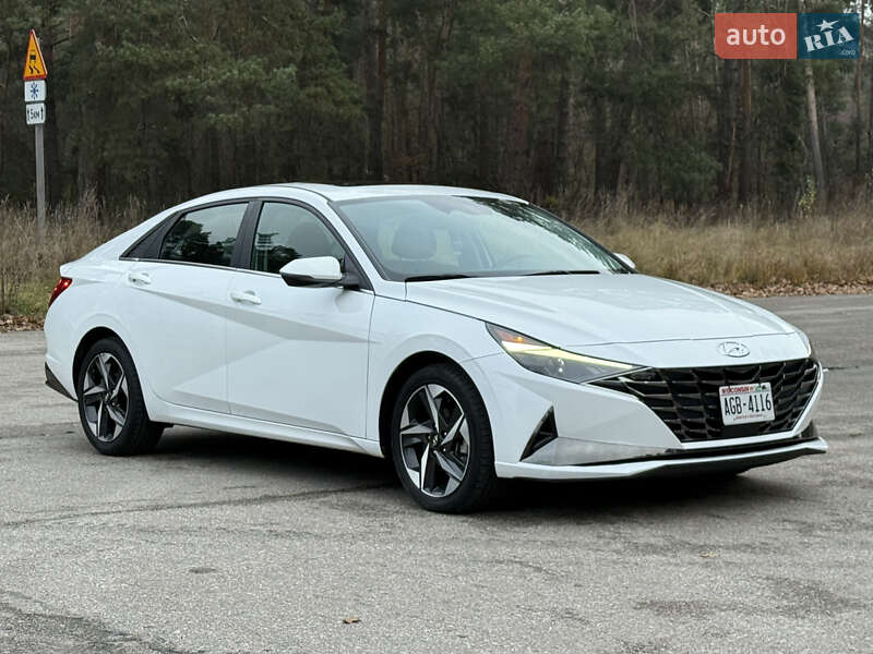 Седан Hyundai Elantra 2021 в Тараще