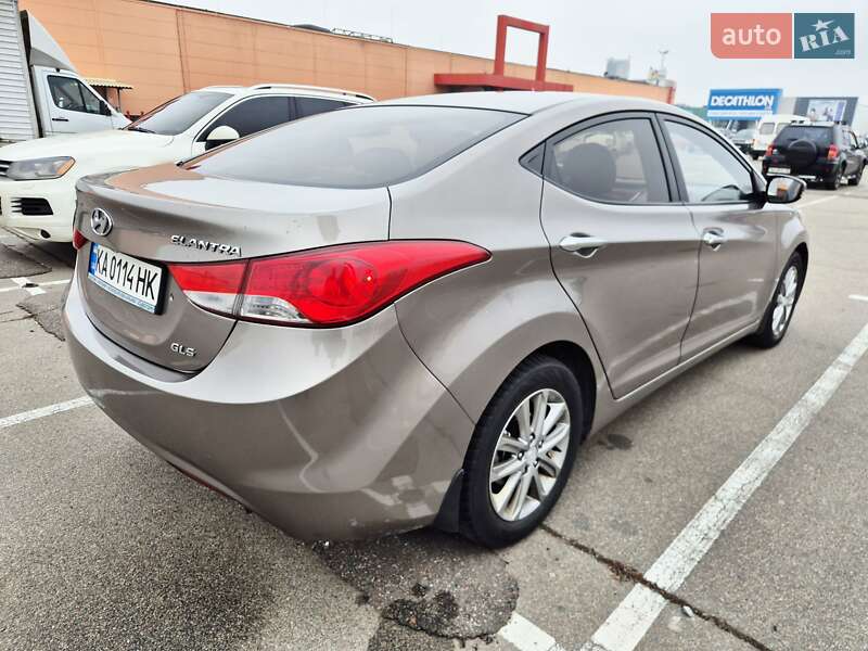Седан Hyundai Elantra 2012 в Києві фото 4 Седан Hyundai Elantra 2012 в Києві