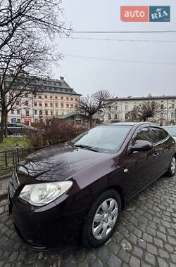 Седан Hyundai Elantra 2008 в Львові