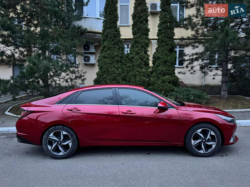 Седан Hyundai Elantra 2022 в Харькове