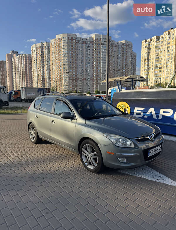 Универсал Hyundai Elantra 2010 в Киеве