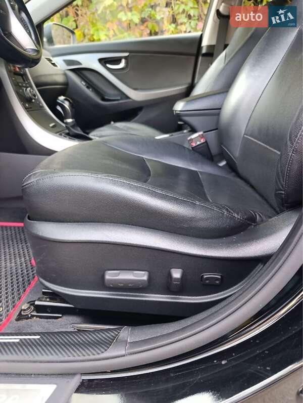 Седан Hyundai Elantra 2014 в Днепре фото 16 Седан Hyundai Elantra 2014 в Днепре
