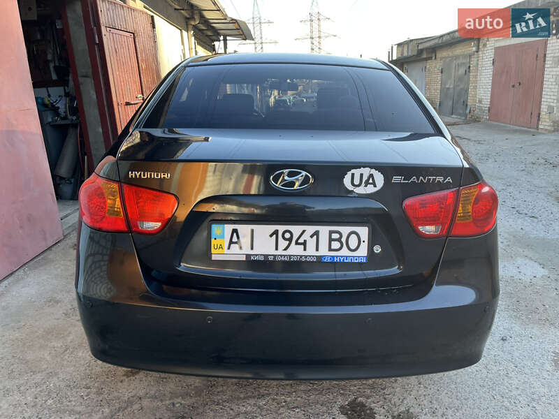 Седан Hyundai Elantra 2008 в Вышгороде