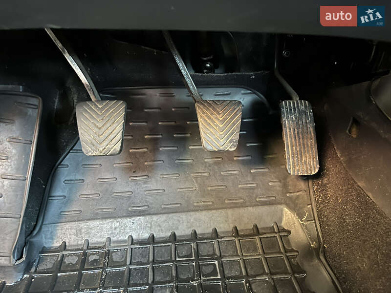 Седан Hyundai Elantra 2008 в Вышгороде