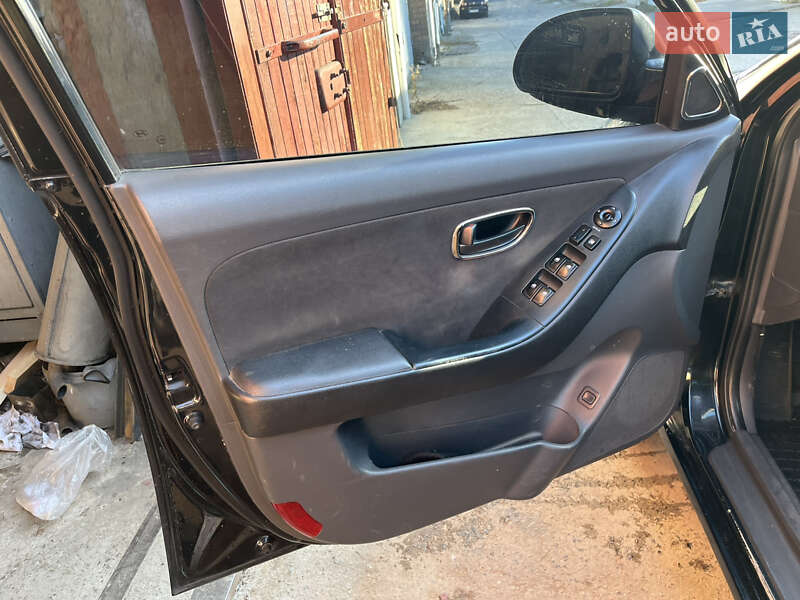 Седан Hyundai Elantra 2008 в Вышгороде