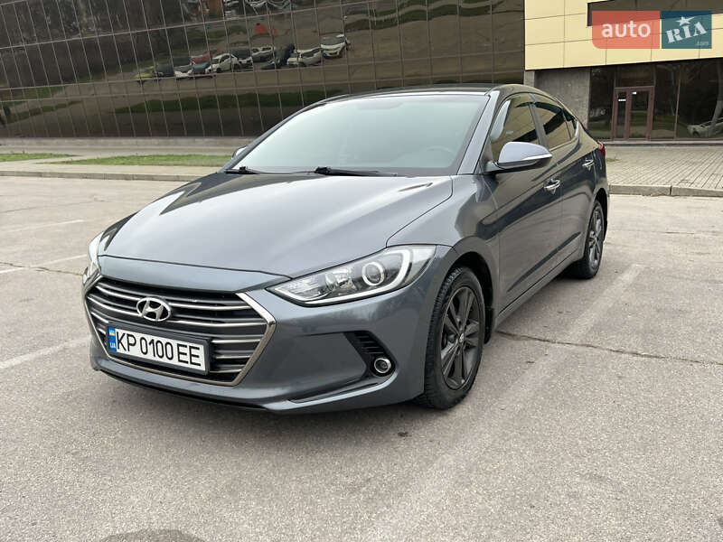 Седан Hyundai Elantra 2018 в Запорожье