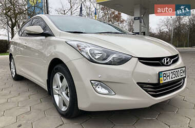Седан Hyundai Elantra 2013 в Одессе