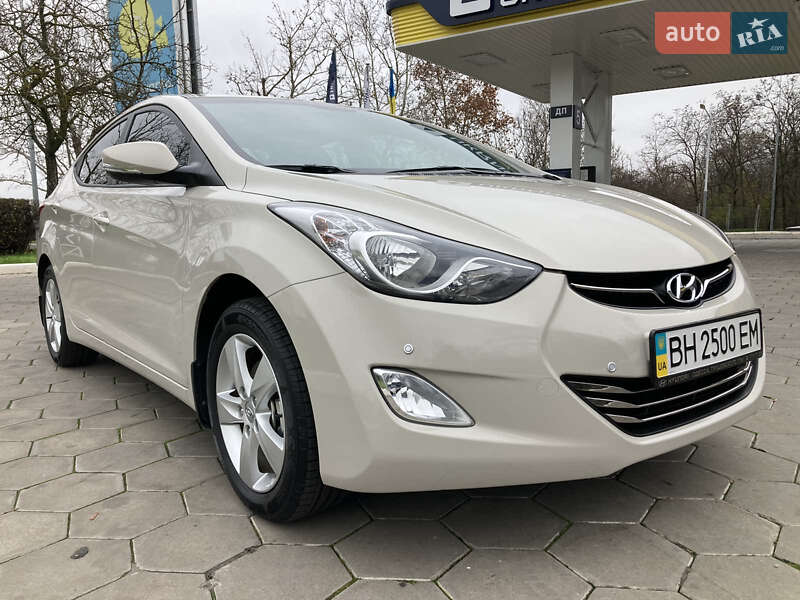 Hyundai Elantra 2013 Hyundai Elantra 2013