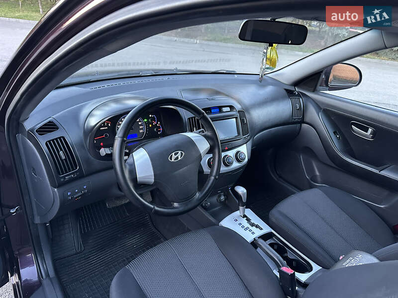 Седан Hyundai Elantra 2007 в Тернополі фото 20 Седан Hyundai Elantra 2007 в Тернополі