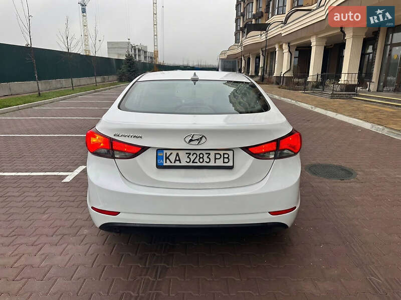 Седан Hyundai Elantra 2015 в Киеве фото 6 Седан Hyundai Elantra 2015 в Киеве