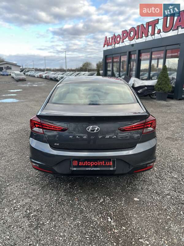 Седан Hyundai Elantra 2020 в Білогородці