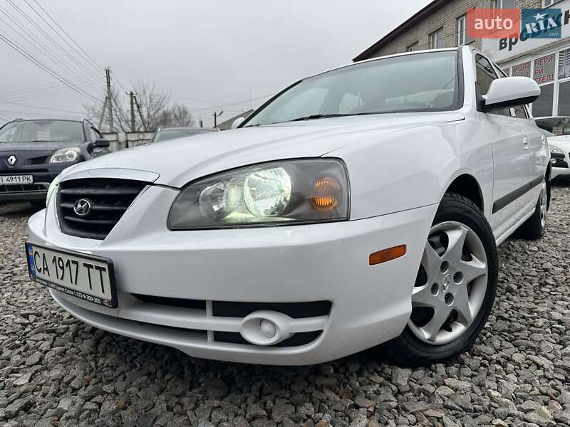 Седан Hyundai Elantra 2004 в Смеле