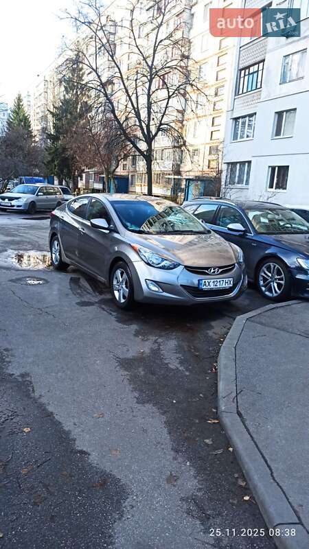 Седан Hyundai Elantra 2012 в Харкові фото 8 Седан Hyundai Elantra 2012 в Харкові
