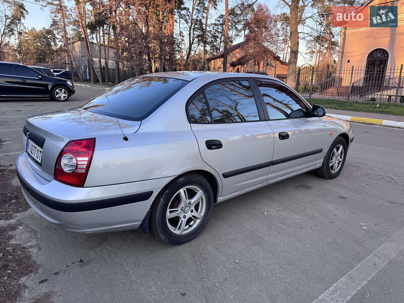 Седан Hyundai Elantra 2006 в Киеве