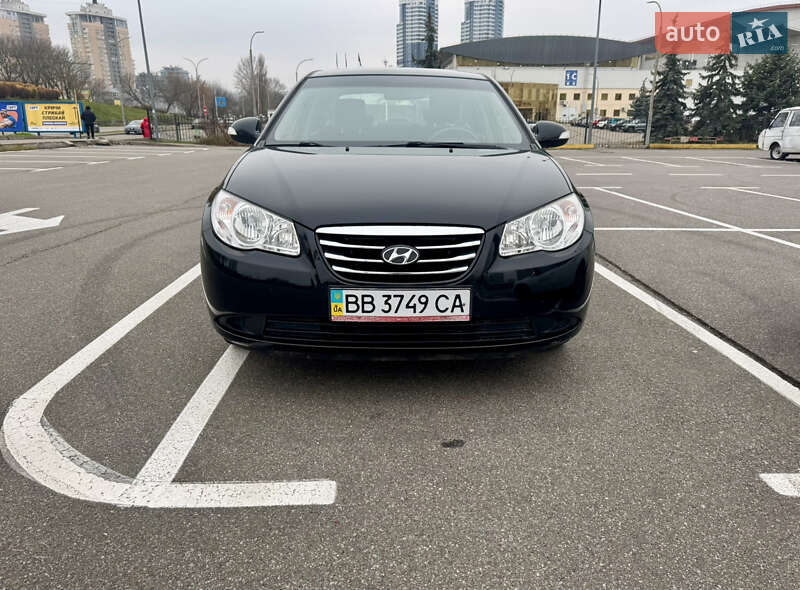 Hyundai Elantra 2010