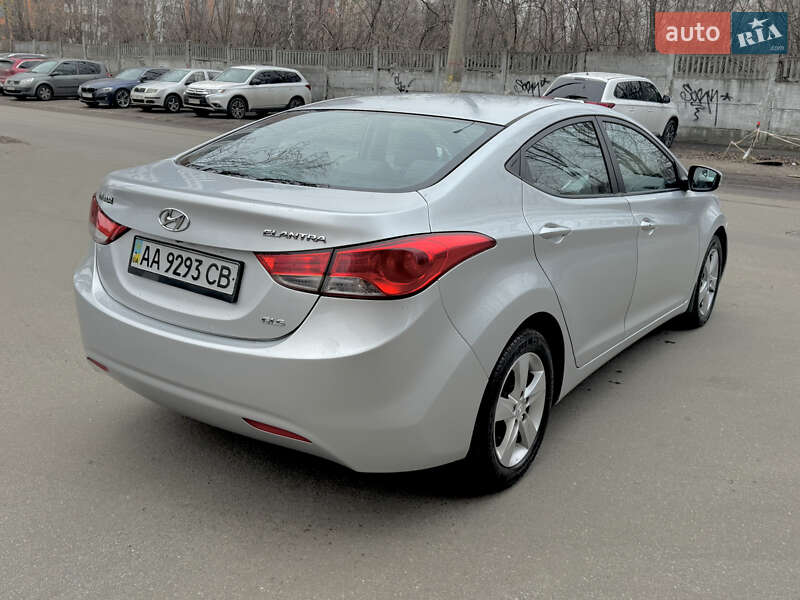 Седан Hyundai Elantra 2012 в Киеве фото 9 Седан Hyundai Elantra 2012 в Киеве