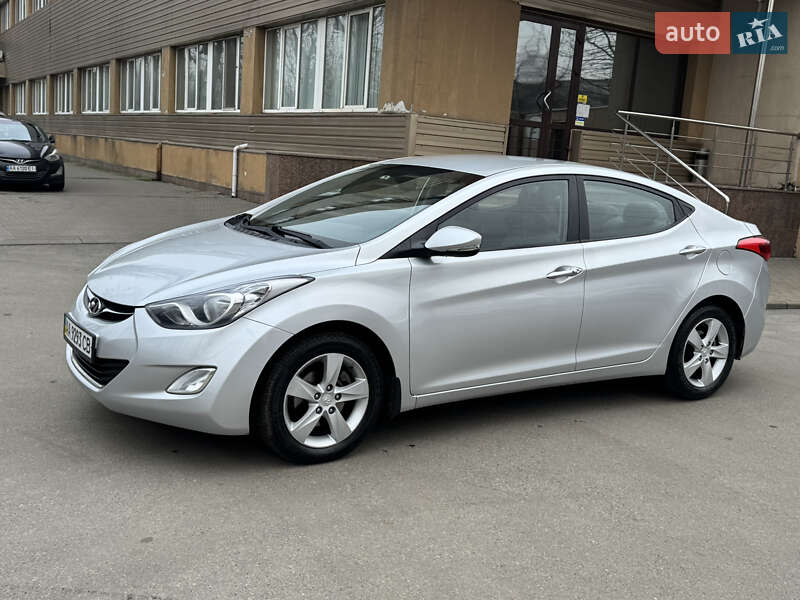 Седан Hyundai Elantra 2012 в Киеве фото 6 Седан Hyundai Elantra 2012 в Киеве