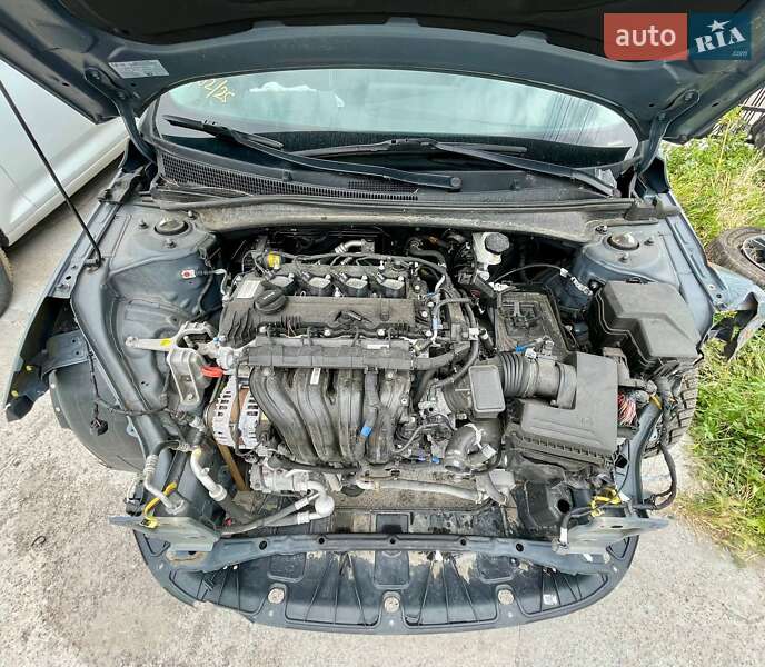 Седан Hyundai Elantra 2022 в Киеве