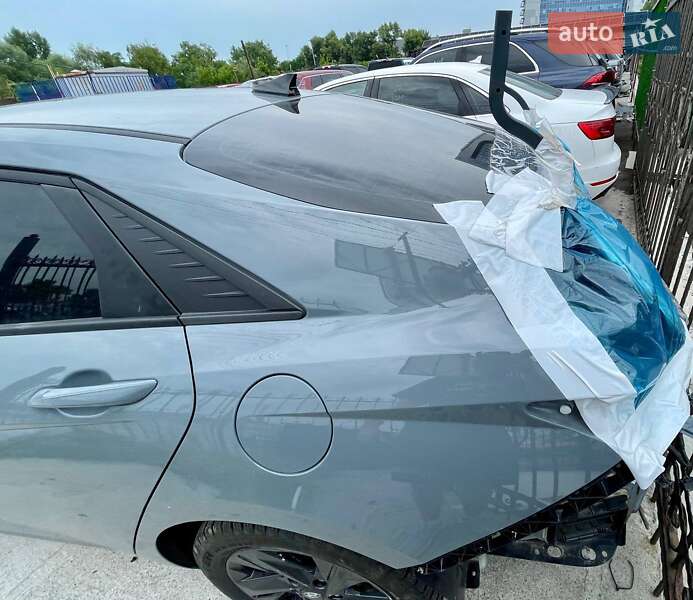 Седан Hyundai Elantra 2022 в Киеве