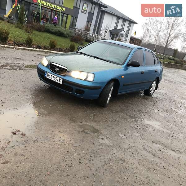 Hyundai Elantra 2003