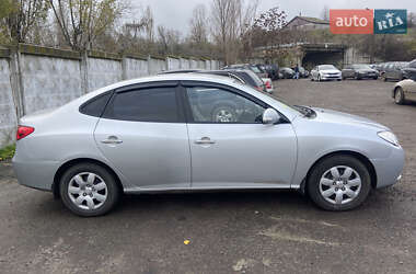 Седан Hyundai Elantra 2010 в Чорноморську