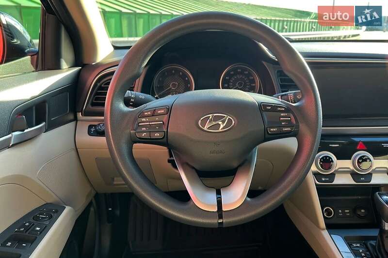 Седан Hyundai Elantra 2019 в Киеве фото 14 Седан Hyundai Elantra 2019 в Киеве