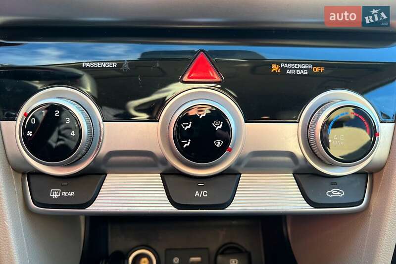 Седан Hyundai Elantra 2019 в Киеве фото 24 Седан Hyundai Elantra 2019 в Киеве