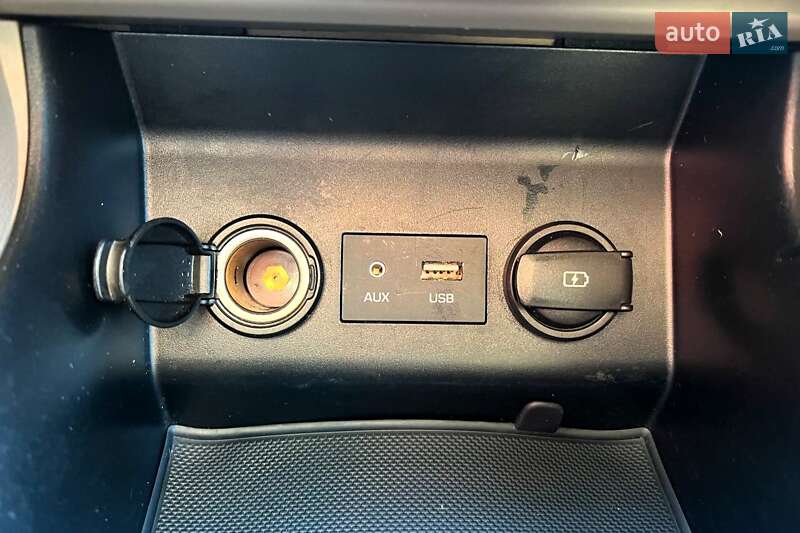 Седан Hyundai Elantra 2019 в Киеве фото 25 Седан Hyundai Elantra 2019 в Киеве