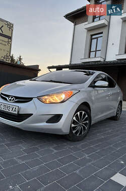 Седан Hyundai Elantra 2011 в Львове