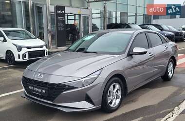 Седан Hyundai Elantra 2021 в Киеве