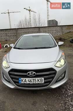 Хетчбек Hyundai Elantra 2016 в Києві