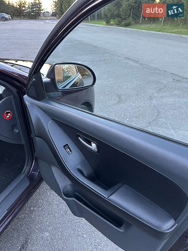 Седан Hyundai Elantra 2007 в Тернополе