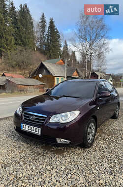 Седан Hyundai Elantra 2008 в Верховине