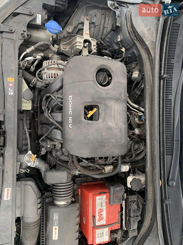 Седан Hyundai Elantra 2017 в Запоріжжі