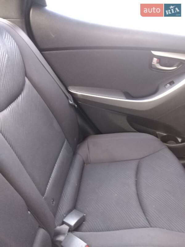 Седан Hyundai Elantra 2012 в Харькове