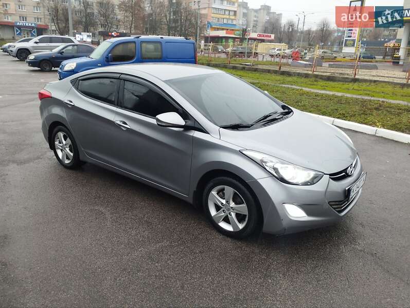 Седан Hyundai Elantra 2012 в Харькове