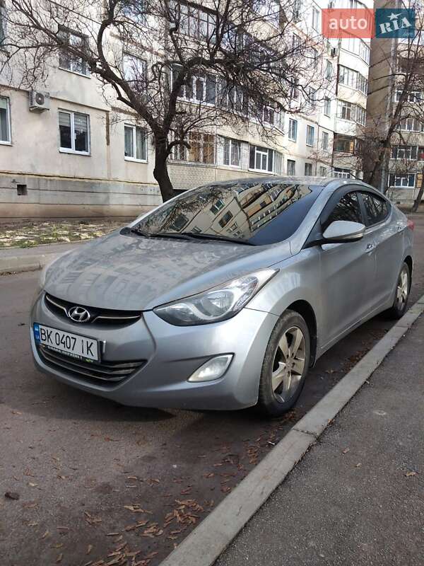 Седан Hyundai Elantra 2012 в Харькове