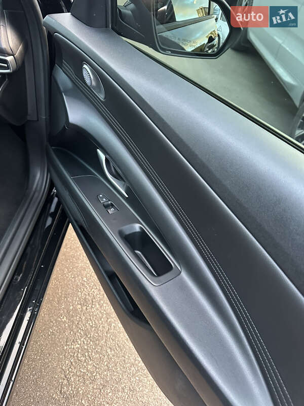 Седан Hyundai Elantra 2020 в Киеве